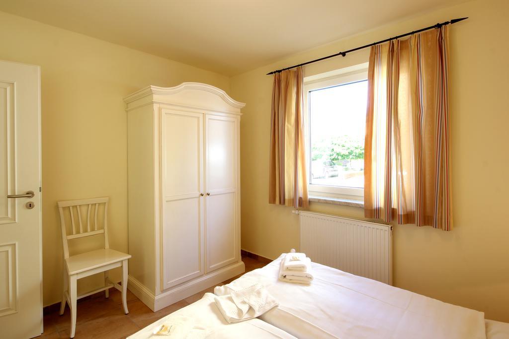בינץ Apartmenthaus Hus Uebi By Rujana מראה חיצוני תמונה